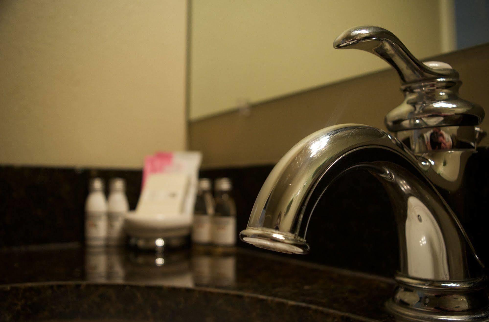 Stratford Suites Spokane Airport 에어웨이하이츠 외부 사진
